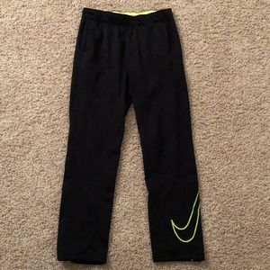 Nike Therma-Fit Sweatpants Size Medium